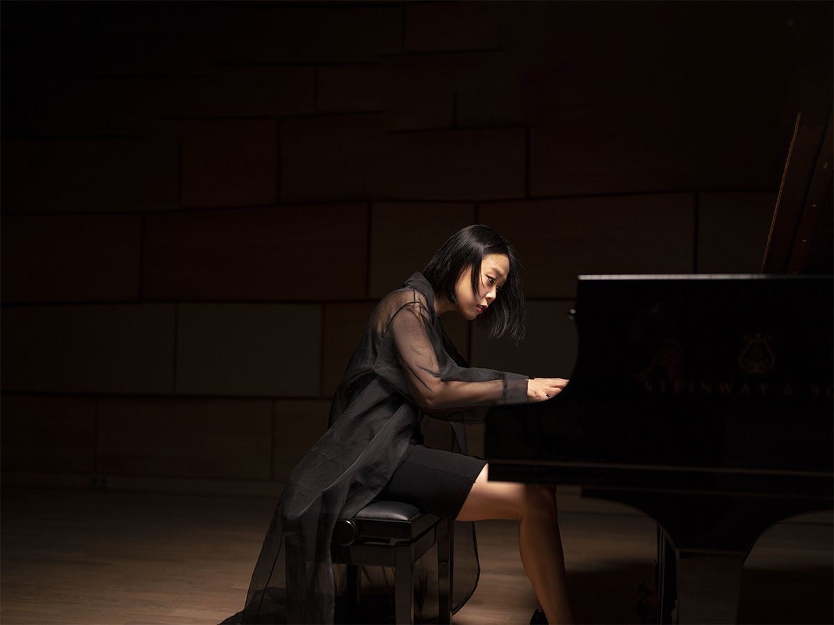 Performance Photo