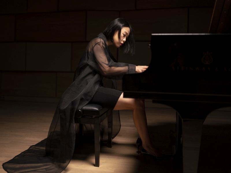 Performance Photo